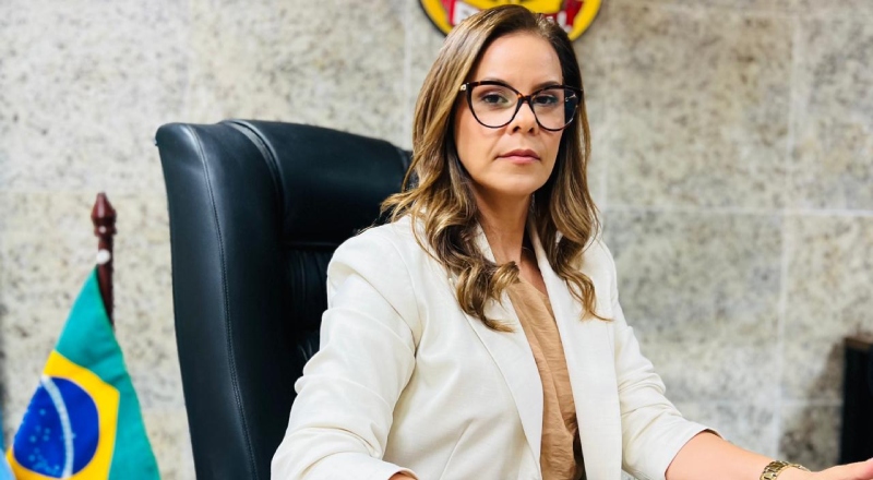 Sensibilidade e firmeza: o olhar humano da superintendente da PF Danielle Mady no enfrentamento ao tráfico de mulheres no Amazonas