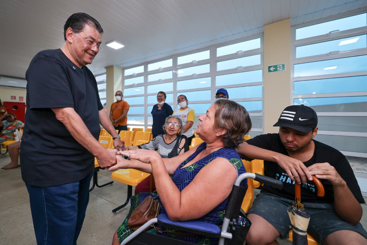 Eduardo Braga visita USF no Aleixo e reforça compromisso com a população na ampliação da saúde em Manaus