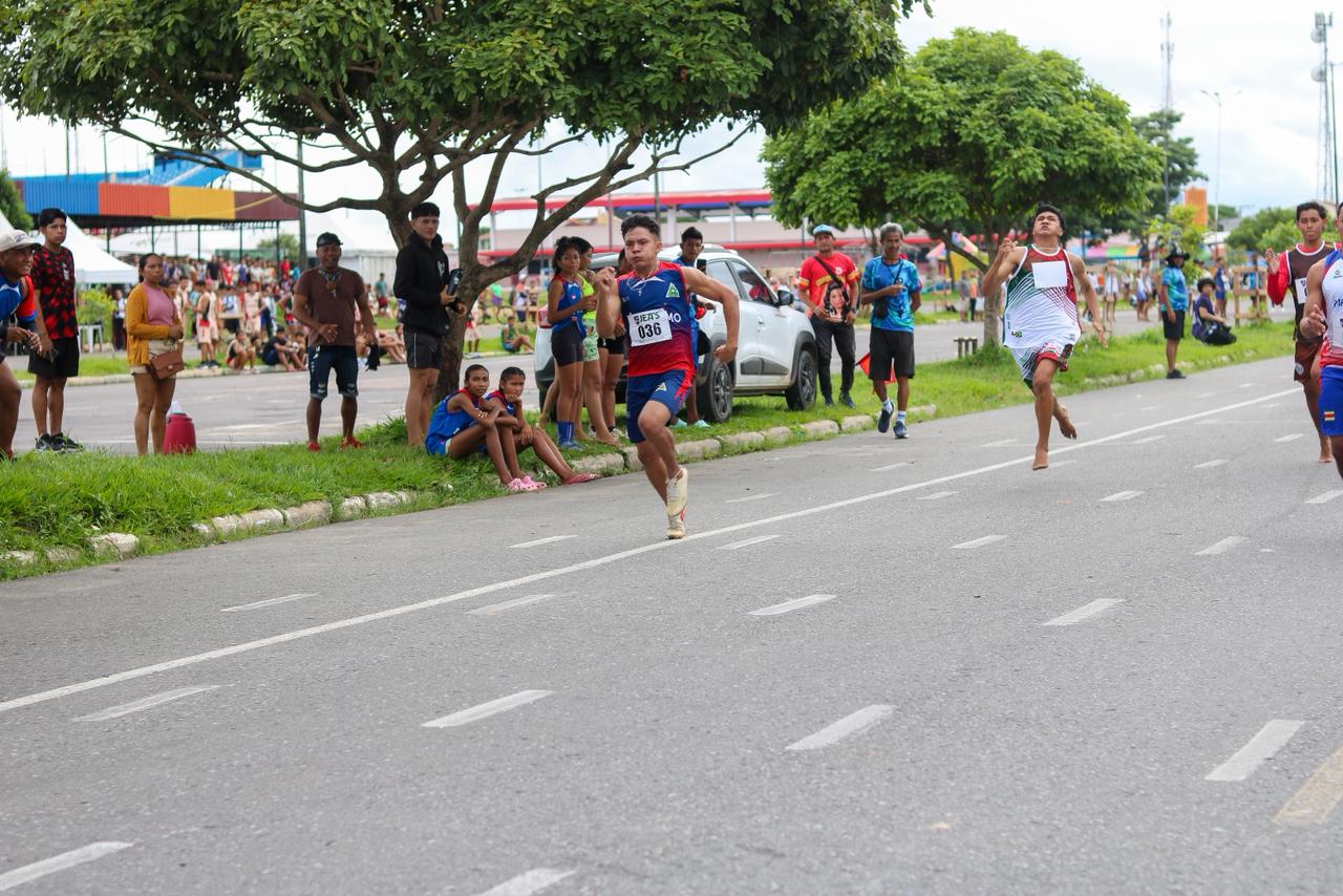 Barreirinha é tricampeã do atletismo na seletiva dos Jogos Escolares do Amazonas