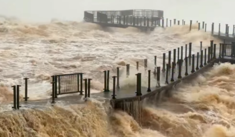 VÍDEO: Cataratas do Iguaçu chegam a quase 16 milhões de litros por segundo